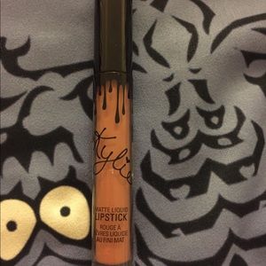 Matte Liquid Lipstick in Candy K